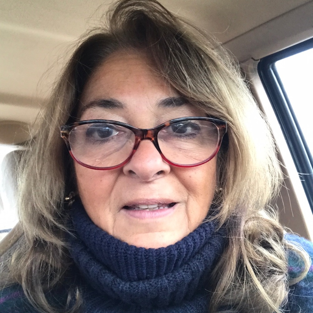Meet your Posher, Virginia